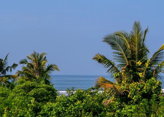 Fatinn's Surf Apartements アパート Airsatang