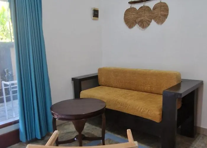 Fatinn's Surf Apartements * Airsatang