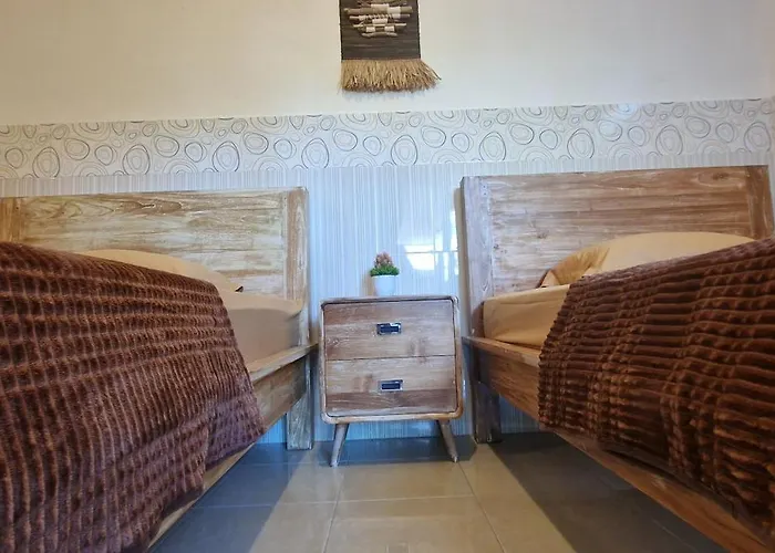 Fatinn's Surf Apartements *