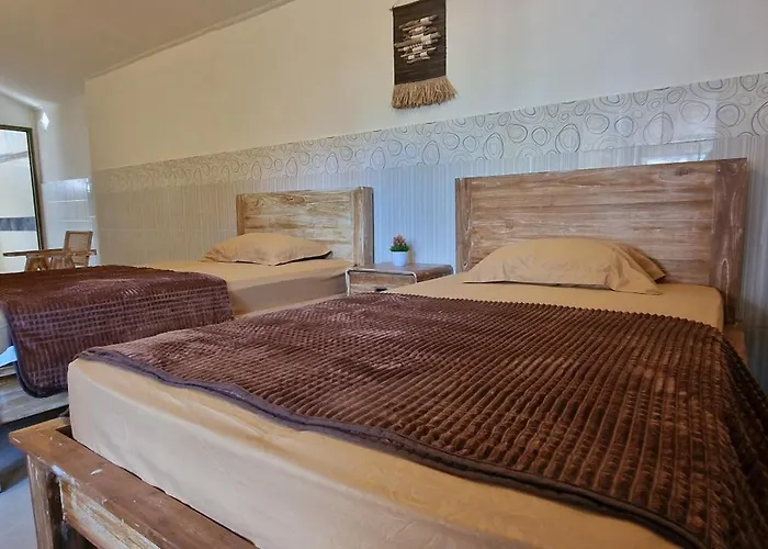 Fatinn's Surf Apartements アパート Airsatang