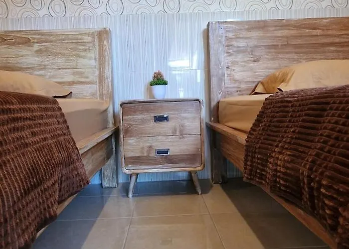 Fatinn's Surf Apartements アパート