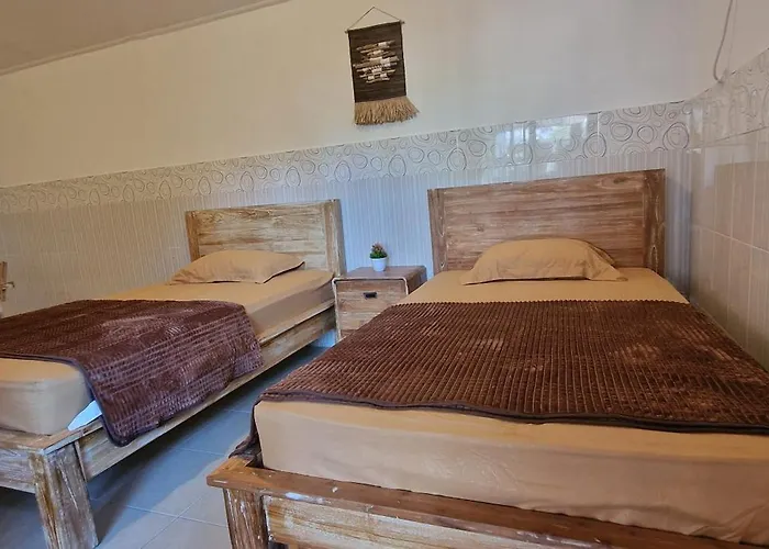 Fatinn's Surf Apartements * Airsatang